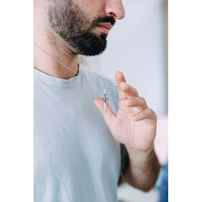 Μενταγιόν ξίφος ασήμι 925, μαύρο και γκρι σμάλτο Μενταγιόν ξίφος ασήμι 925, μαύρο και γκρι σμάλτο