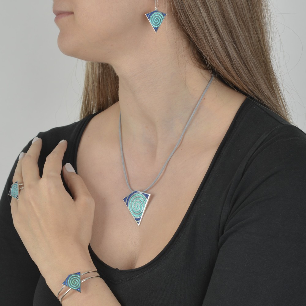 Σκουλαρίκια τρίγωνο με σπίρα, Ασήμι 925, Μπλε και γαλάζιο σμάλτο