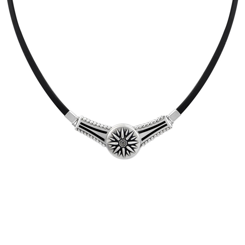 Κολιέ ήλιος Βεργίνας. Οξειδωμένο ασήμι 925. Κολιέ ήλιος Βεργίνας. Οξειδωμένο ασήμι 925.