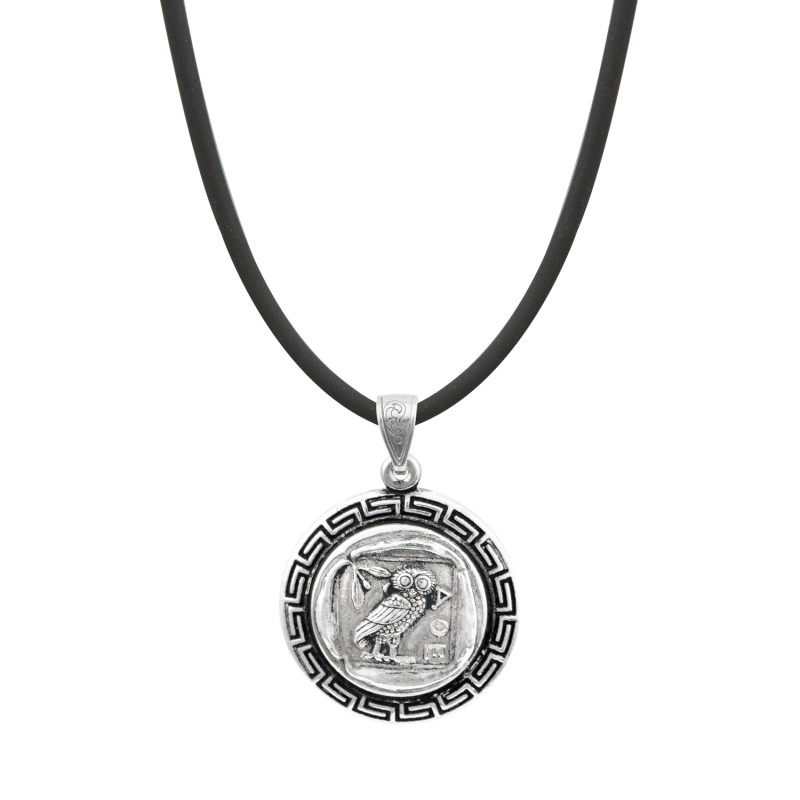 Μενταγιόν κουκουβάγια. Οξειδωμένο ασήμι 925. Μενταγιόν κουκουβάγια. Οξειδωμένο ασήμι 925.